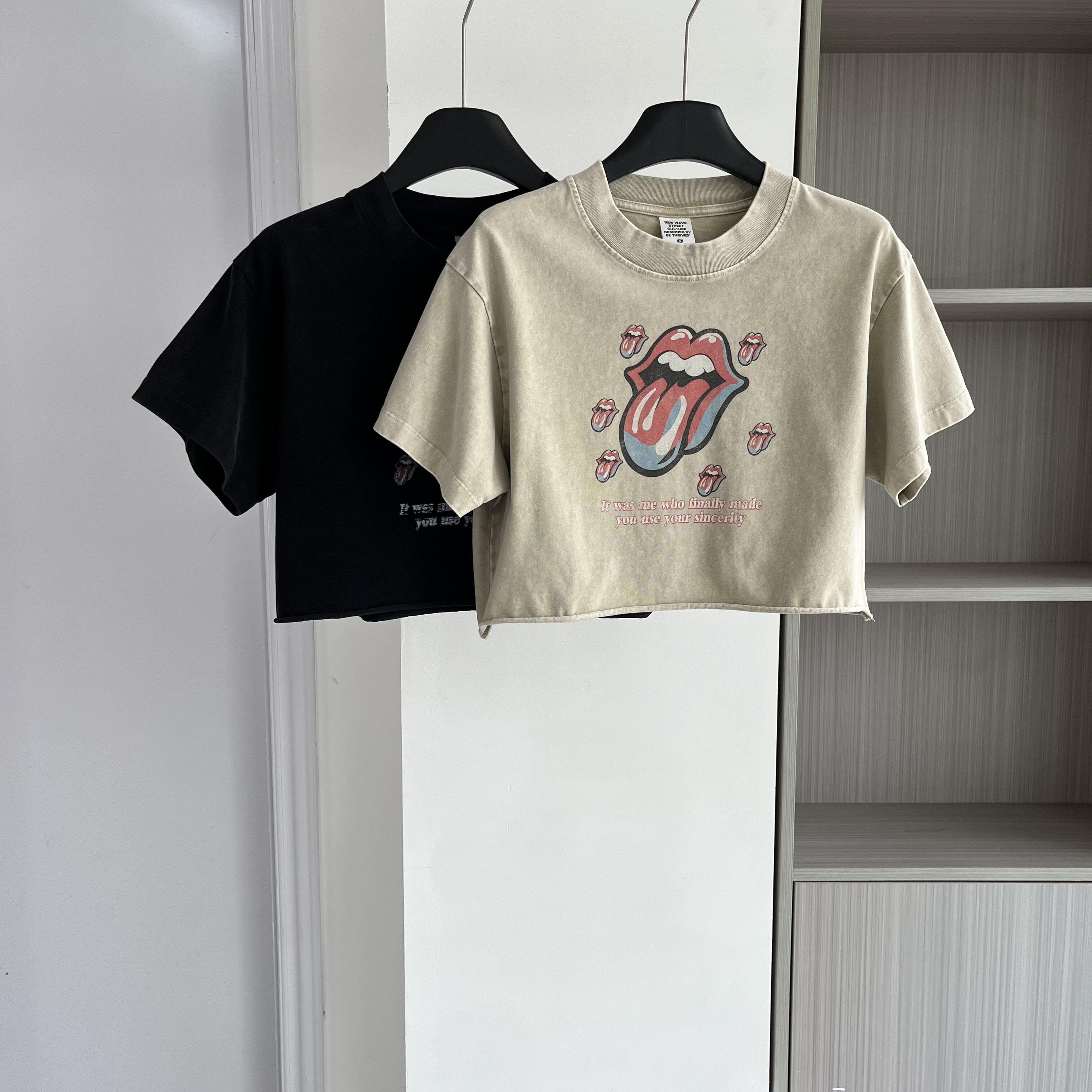 2026新款小众设计感嘴唇印花短袖T恤女夏季圆领休闲上衣潮流