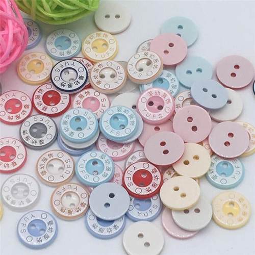 宝宝婴幼儿服饰两眼树脂纽扣 童装毛衣开衫衬衣彩色卡通纽扣