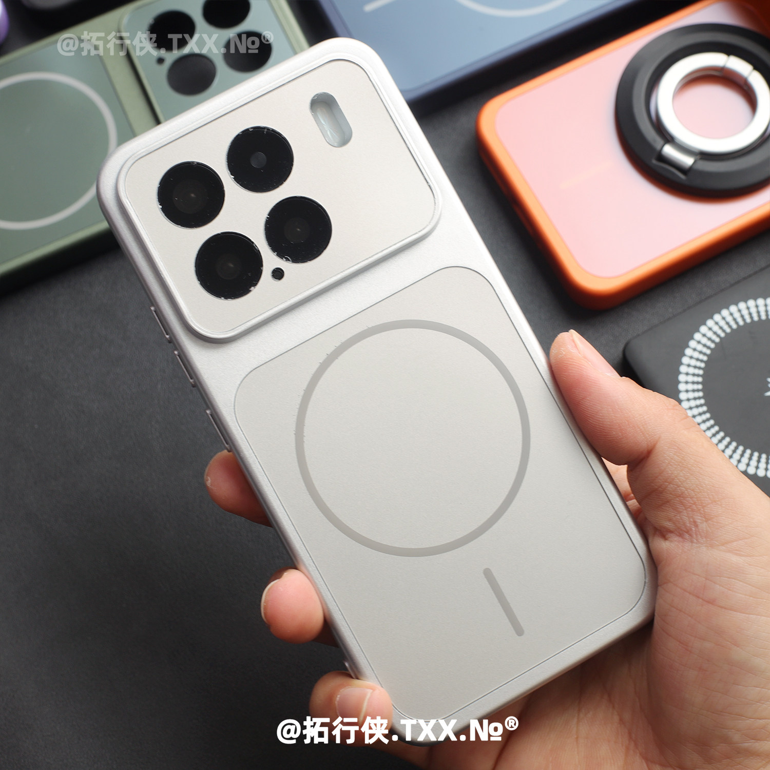 拓行侠适用小米15磁吸手机壳钛银色磨砂防指纹Xiaomi15pro高级感软边全包镜框17/14创意细环磁吸无线充电外壳