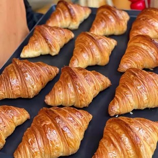 可颂牛角包丹麦羊角包黄油起酥面包商用半成品西餐厅茶室整箱优惠