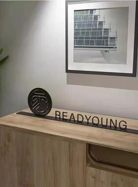 桌面立牌定做铁艺桌牌实心字金属立体字广告LOGO字店招门牌制作