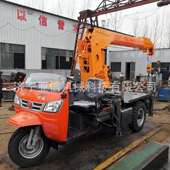 小型三轮随车吊五征底盘农用平板吊车吊重运输移树吊车