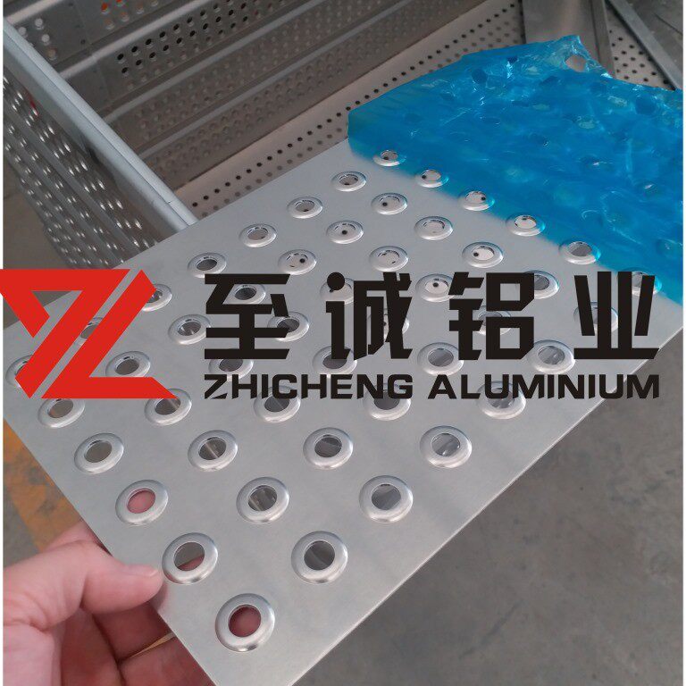 生产，供应，可订.制.各类徐州铝焊接，铝折弯，铝冲孔，铝雕铣