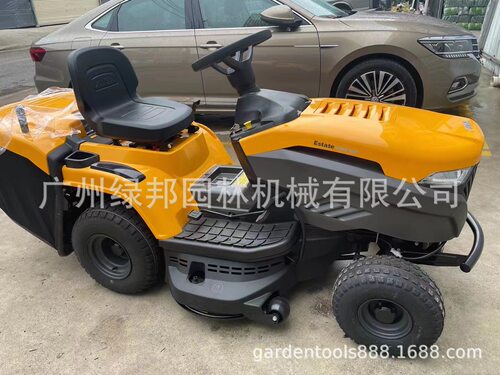 斯帝佳ESTATE598W后排草坪车