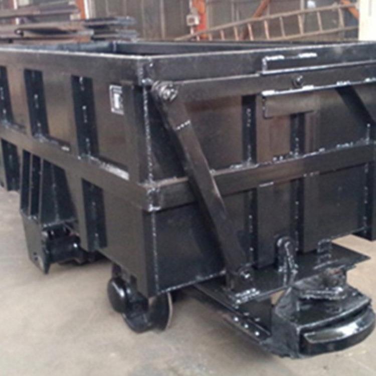 聚仁翻斗矿车自动平稳曲轨侧卸式矿车固定式矿车机器设备