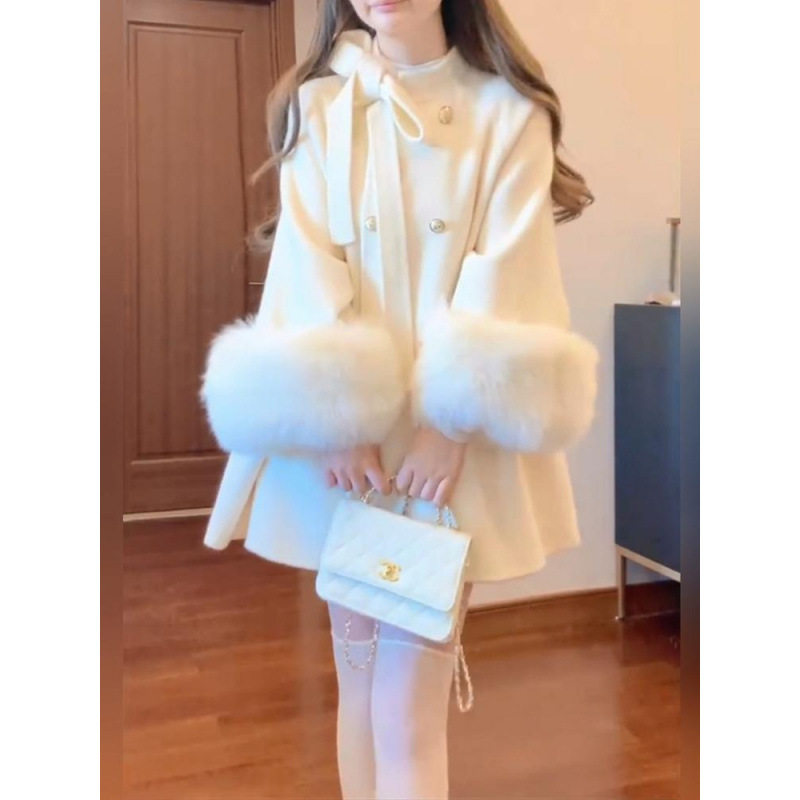 胖mm蝴蝶结毛呢大衣女秋冬纯欲修身显瘦斗篷外套