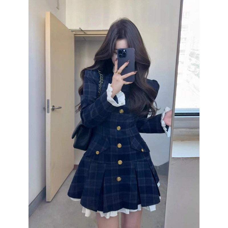 法式小香风氛围感2024新款韩版时尚显瘦修身加厚连衣裙短裙女冬季