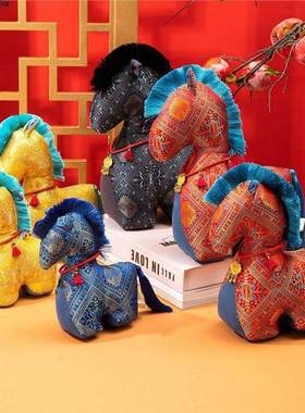 电视机上的小摆件中号宋锦小马摆