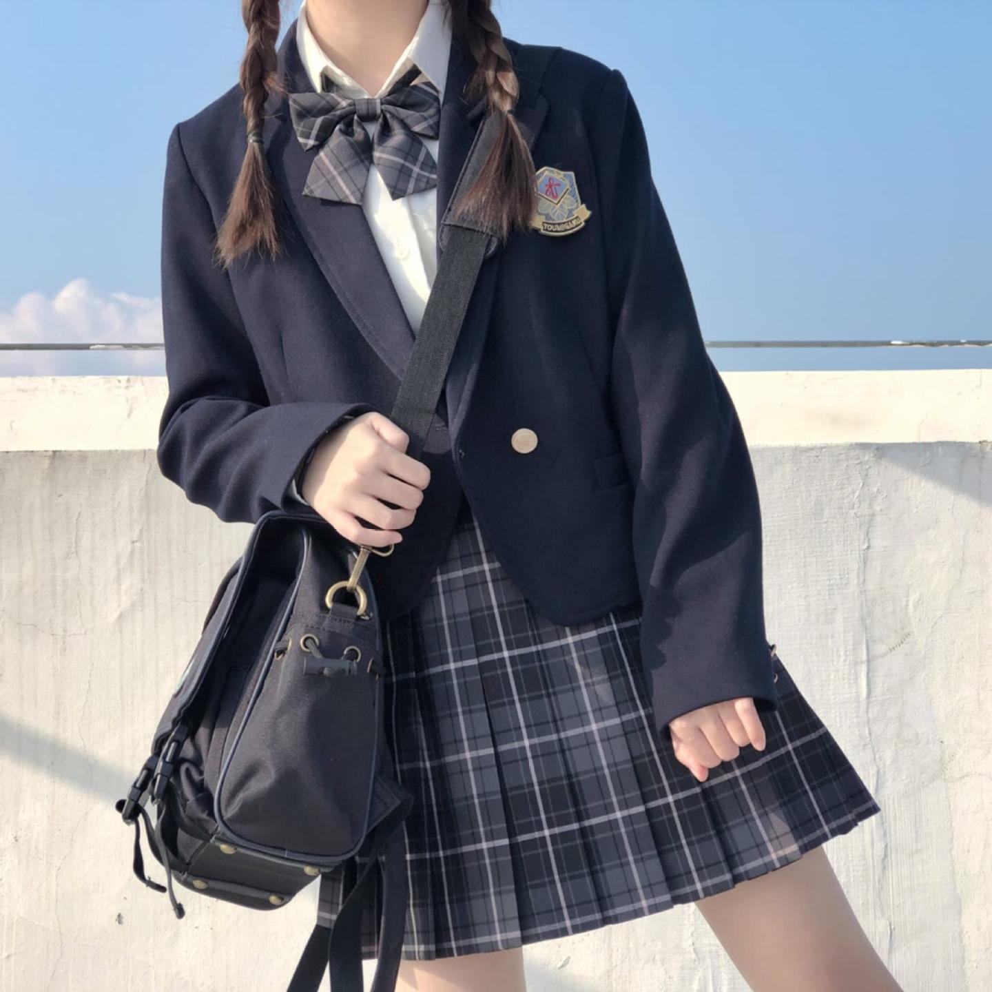 烟灰JK制服裙正版日系A字裙百褶裙格子裙学院风短裙子黑西装外套