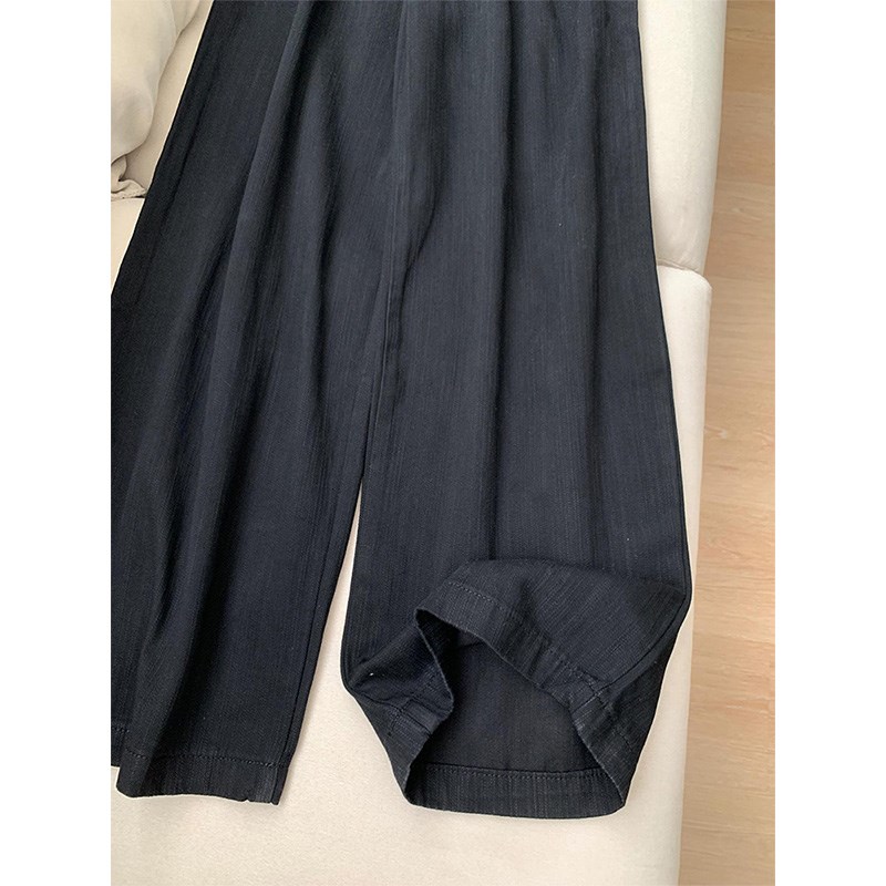 大码女装宽松褶皱纹理黑色牛仔裤秋冬季2025新款显瘦垂感阔腿裤子