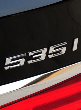 宝马5系GT车标志 GT 528I 535I 535d 550i后尾标 XD黑色车标 贴标