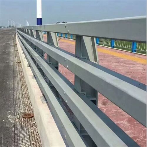 不锈钢桥梁护栏防撞栏杆复合管立柱景观河道人行道镀锌钢灯光围栏