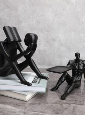 新中式创意树脂人物灵魂读者电视柜客厅家居桌面卧室软装饰品摆件