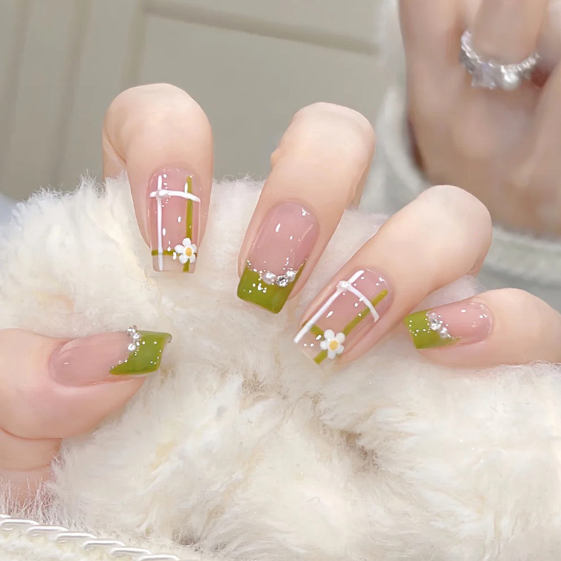 穿戴甲美甲贴片指甲贴可爱短款