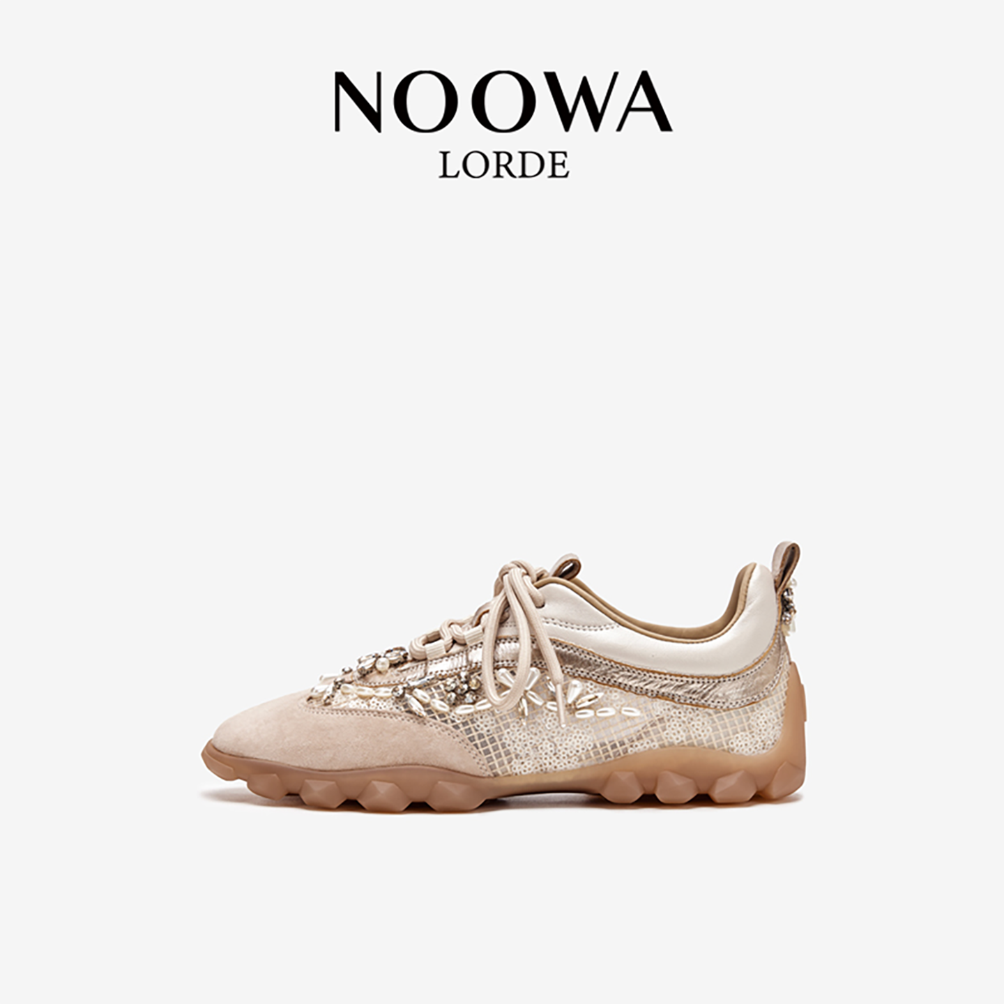 轻奢透气网面拼接钉珠休闲鞋女