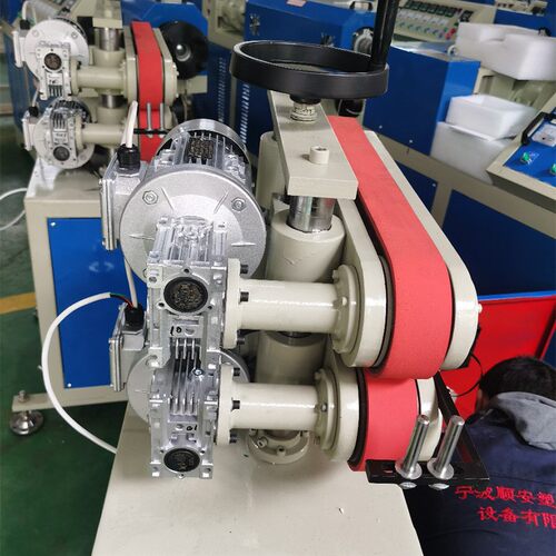 头厂家T齿轮箱17PE主机具水源槽牵引机切片切机大型片模机器