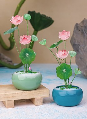 荷花罐子桌面摆件创意高档办公室电脑工位装饰用品小摆件2025新款