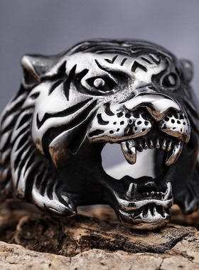 ROCK PUNK时尚生肖个性创意老虎造型霸气戒指男士朋克风潮牌饰品
