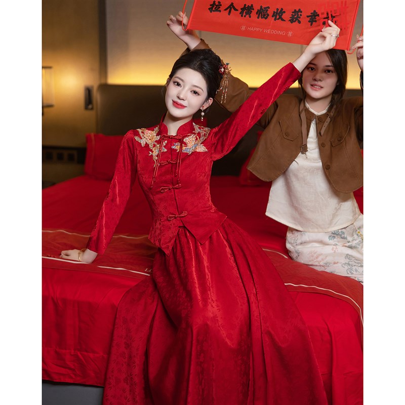 敬酒服新娘2024新款秋冬季结婚订婚回门裙高级感旗袍便装中式套装