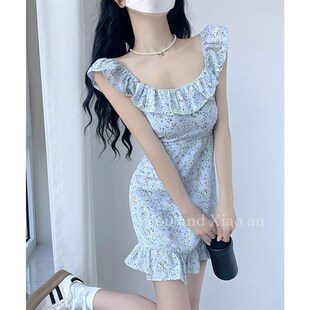 南法甜心度假风气质收腰蓝色碎花浪漫连衣裙夏小个子花边无袖短裙