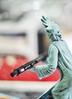 【奇妙商店】过度自由女神像 手机支架笔座摆件 创意礼物男友