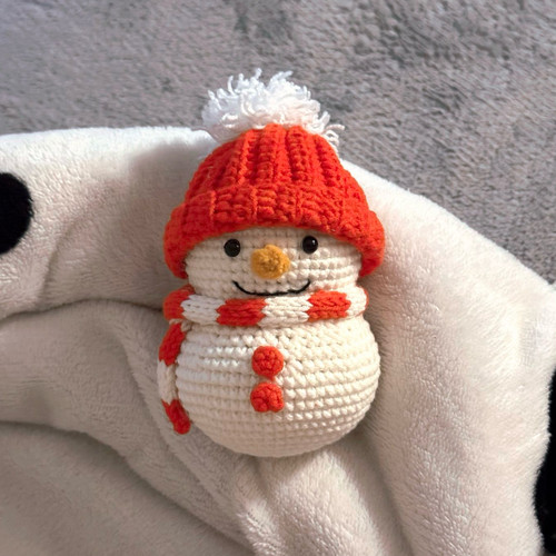 可爱圣诞冬季钩针挂件包挂钥匙扣摆件自制雪人可爱diy手工材料包