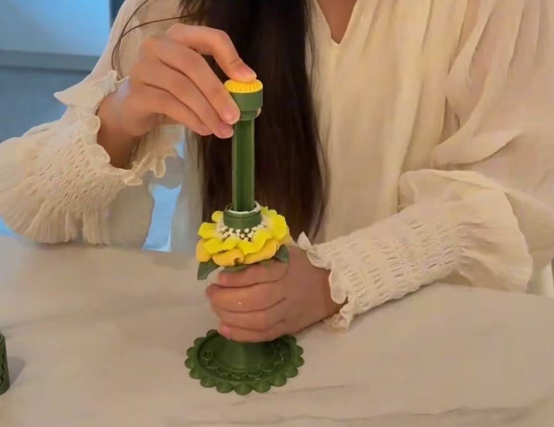 挤拉花橡皮泥DIY手工花朵套装解压治愈创意玩具小时候的橡皮泥