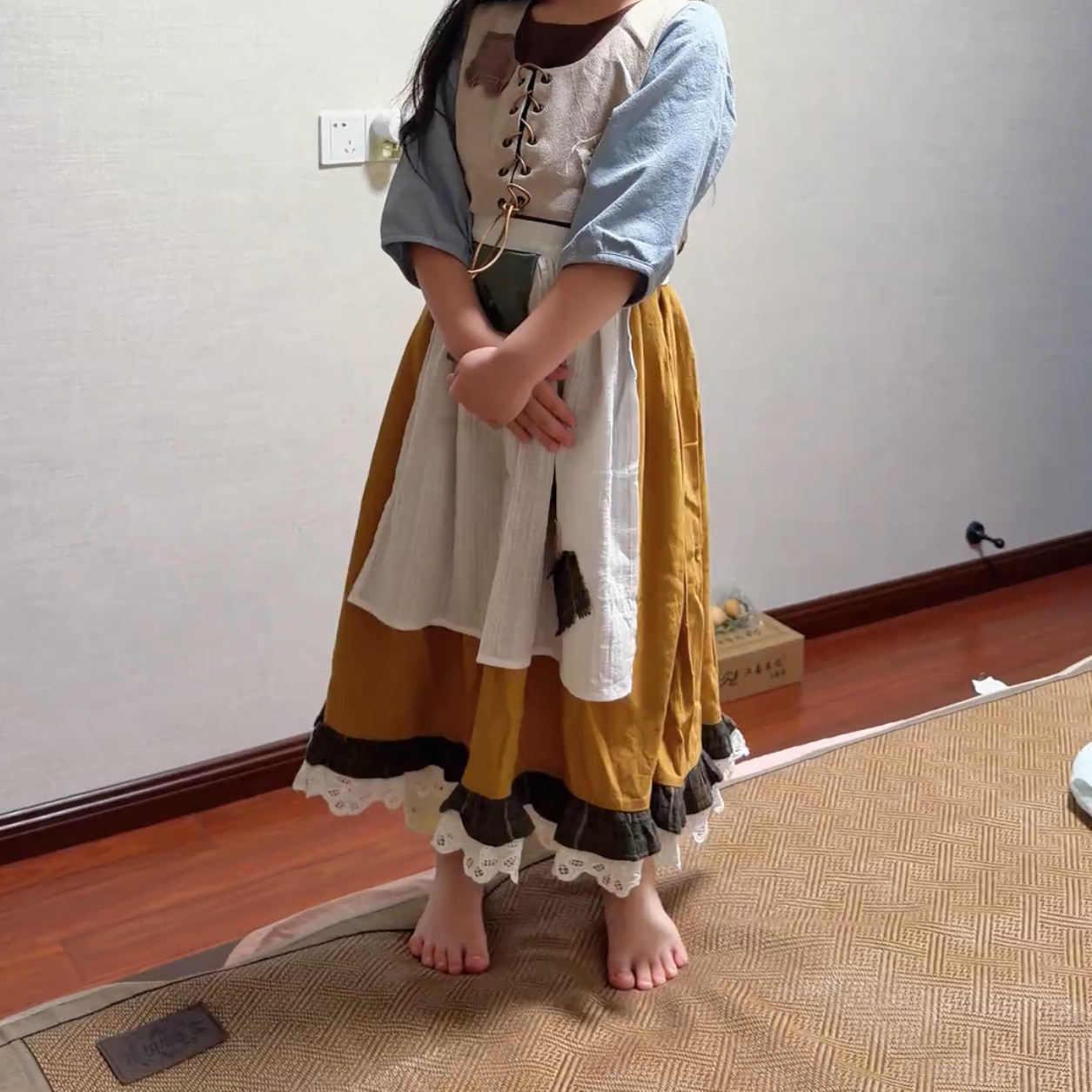 复古儿童油画风摄影演出服装灰姑娘童话故事新款长裙长袖女款
