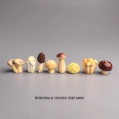 工位办公桌小摆件装 无聊了 摆几只可爱菌菇治愈电脑桌面日式 饰品