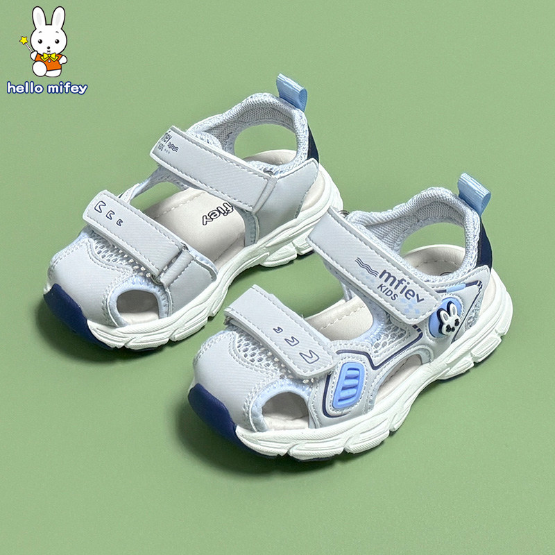 班纳米菲夏季童鞋宝宝鞋子男童幼童防滑软底儿童小童镂空包头凉鞋