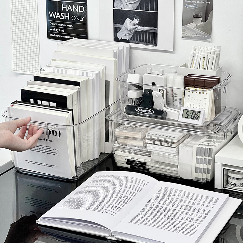 桌面收纳盒透明文具整理筐桌面化妆品置物架办公室防尘盒亚克力女