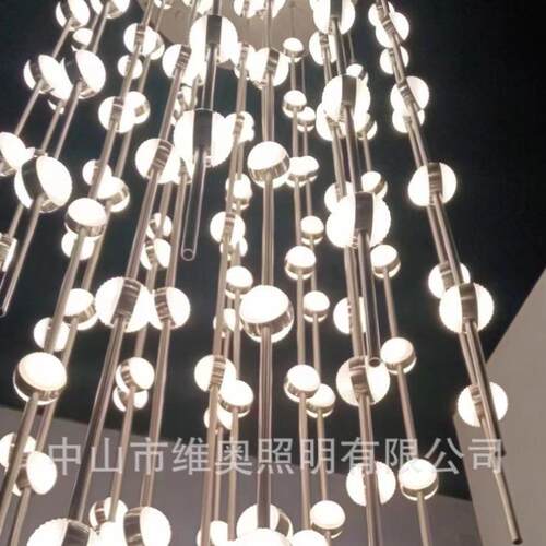 CE认证LED现代简约别墅中空楼梯大吊灯三色调光人体感应欢迎来厂