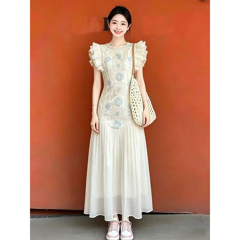 杏色复古鱼尾连衣裙女夏