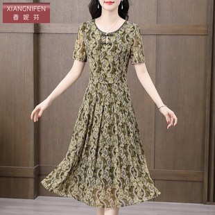 香妮芬超好看设计感妈妈连衣裙女2025新款 绿色显年轻收腰裙子 夏装