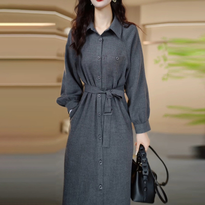 连衣裙2025新款女春秋季今年流行爆款妈妈长袖过膝轻奢高级感裙子