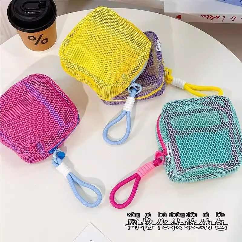 多巴胺手提网纱化妆包豆腐包便携式旅行洗漱包大容量多功能收纳包
