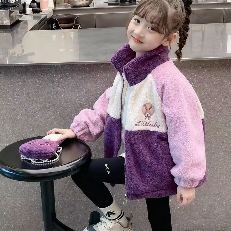 女童外套秋冬款2025连帽新款韩版儿童保暖加绒加厚羊羔绒毛毛衣