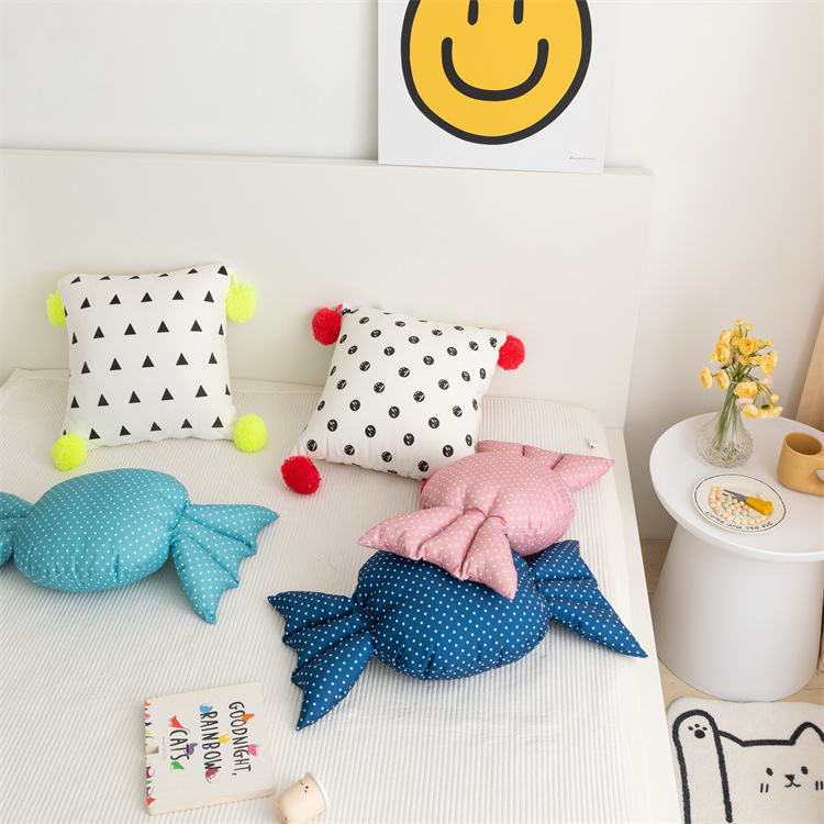 ins糖果抱枕可爱圆柱形靠垫 毛绒卡通侧睡枕头方枕大号 靠垫