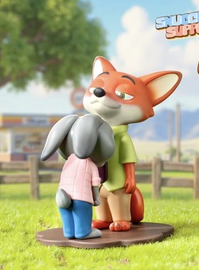 疯狂动物城周边甜蜜依靠公仔手办潮玩可爱摆件圣诞节送礼物办公桌