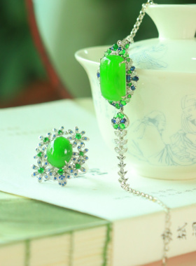 新疆和田玉碧玉蛋面戒指吊坠套装