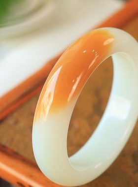 且末糖白玉手镯新疆和田玉平安镯