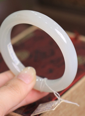 新疆和田玉籽料羊脂白玉手镯