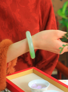 新疆和田玉手镯天然玉石冰种老坑