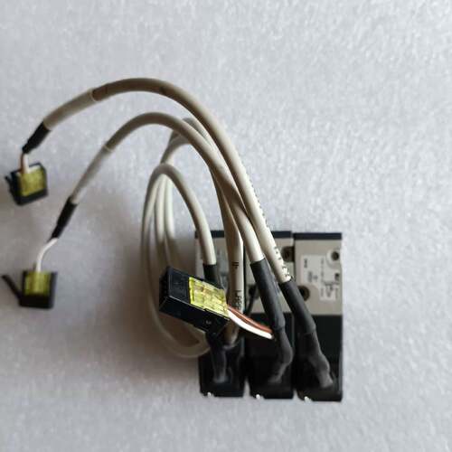 可维修SMC VK334V-5G，，，，电磁阀实物图片成色如图所示功