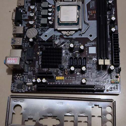 可维修ZX-H81i5-4590，，，主板套装品像如图测试功能