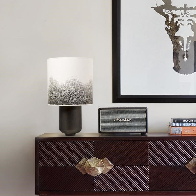 后现代五金床头客厅时尚创意台灯创意书桌床头卧室设计师布艺台灯