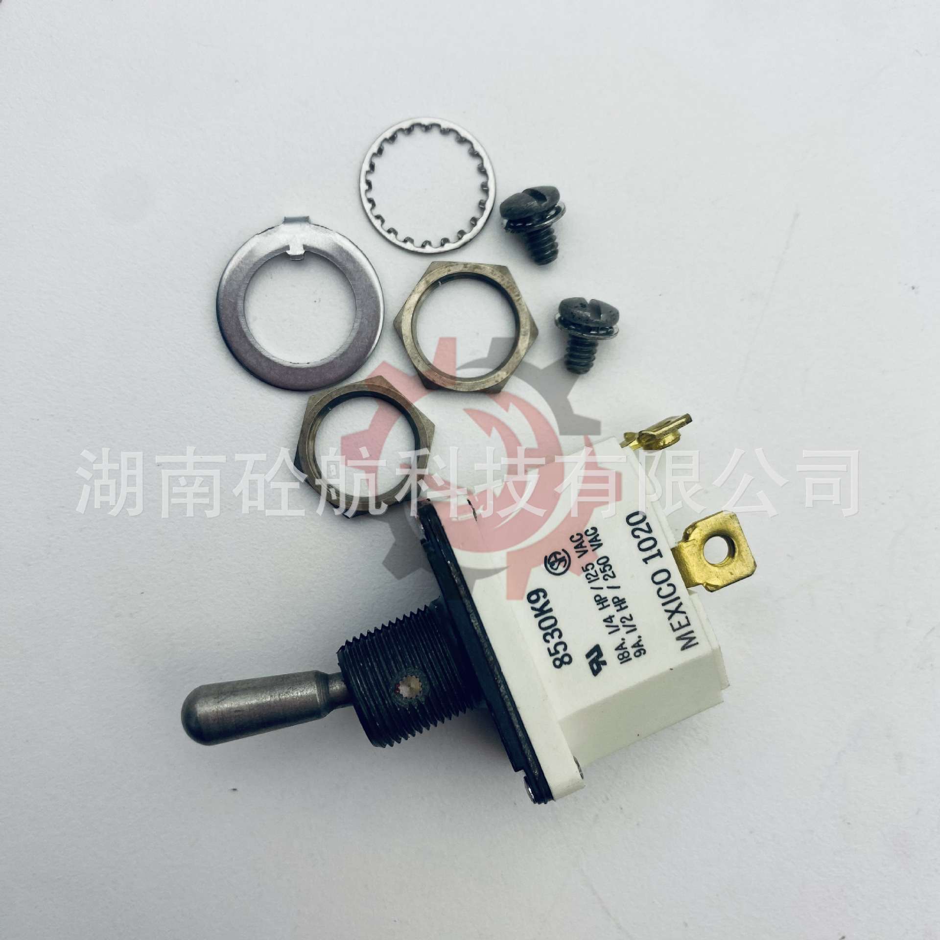 拨动开关钮子开关067032008 大象混凝土泵车专用零配件