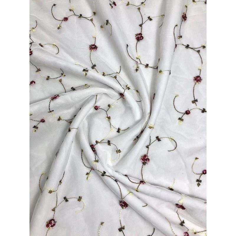 新款直销直销新款网纱软纱布料 做裙子的花边蕾丝刺绣面料 樱桃绣