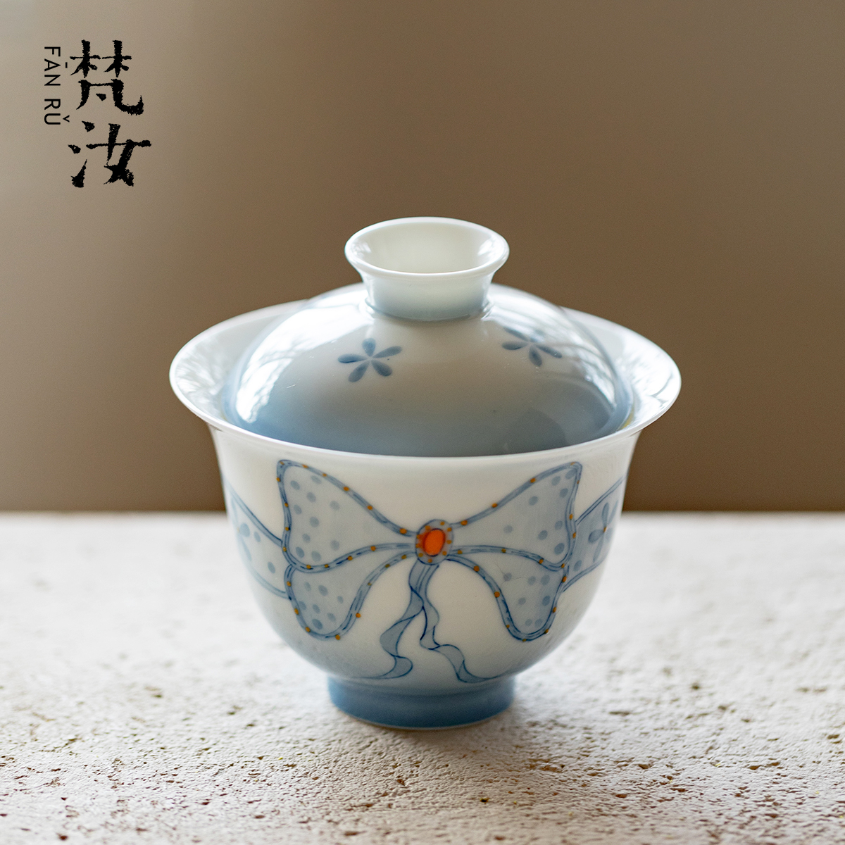 梵汝 青花手绘蓝蝶结语二才盖碗景德镇原创有田烧粉彩薄胎泡茶碗