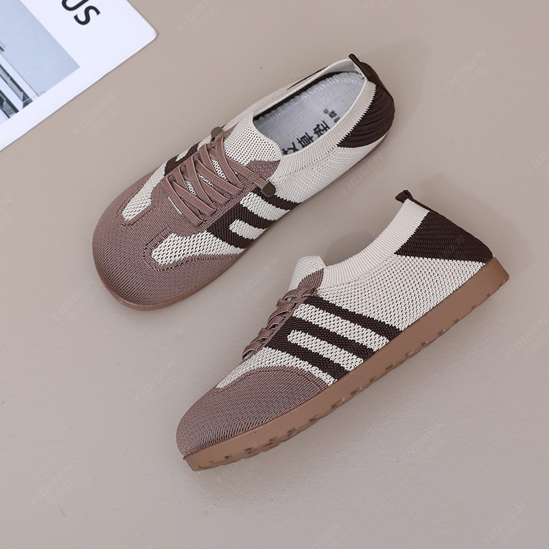 春夏新款妈妈鞋老北京单鞋德训鞋时尚洋气软底防滑鞋轻便舒适女鞋